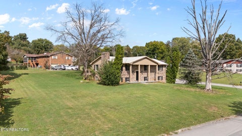 Tiny photo for 913 Windemere Circle, Maryville, TN 37804 (MLS # 1359549)