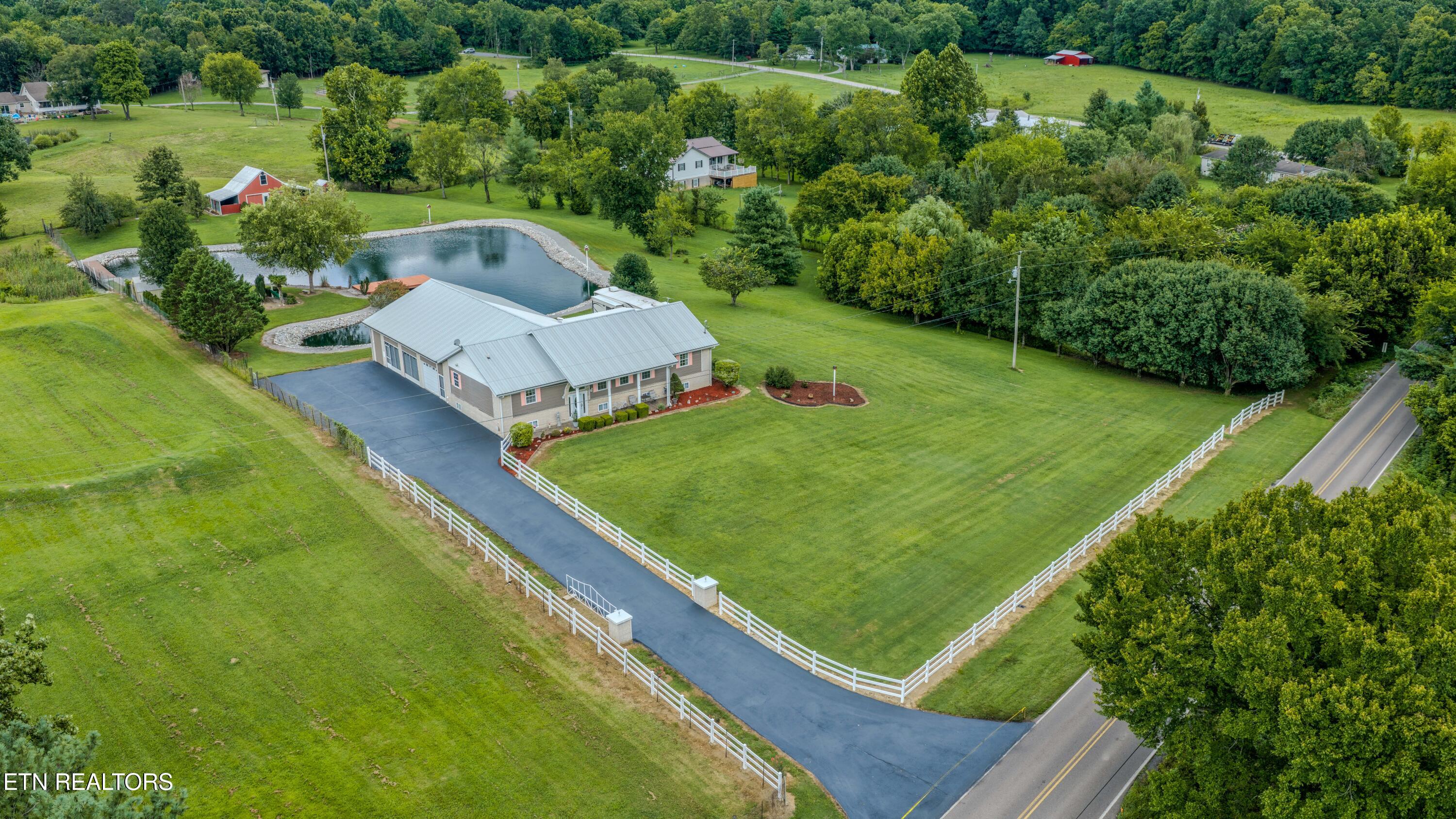 1410 Jeffries Hollow Rd