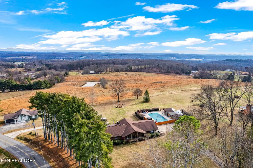 Photo of 501 County Road 126, Athens, TN 37303 (MLS # 1323997)