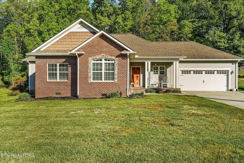 Photo of 174 Zoe Circle, Jacksboro, TN 37757 (MLS # 1338726)