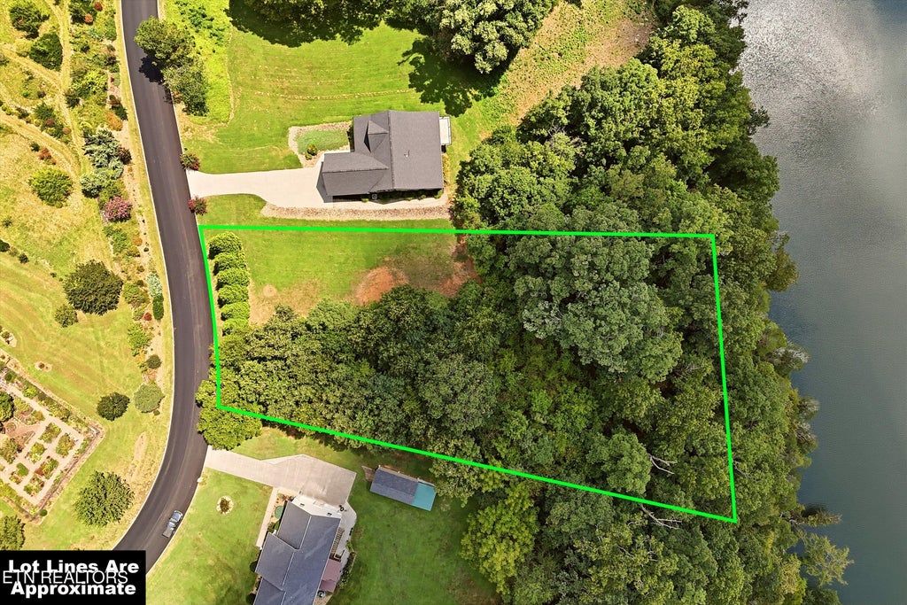 Photo of 5 Rock House Rd, Kodak, TN 37764 (MLS # 1353699)
