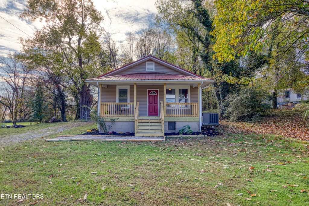 Photo of 506 Kingston Ave, Rockwood, TN 37854 (MLS # 1281610)