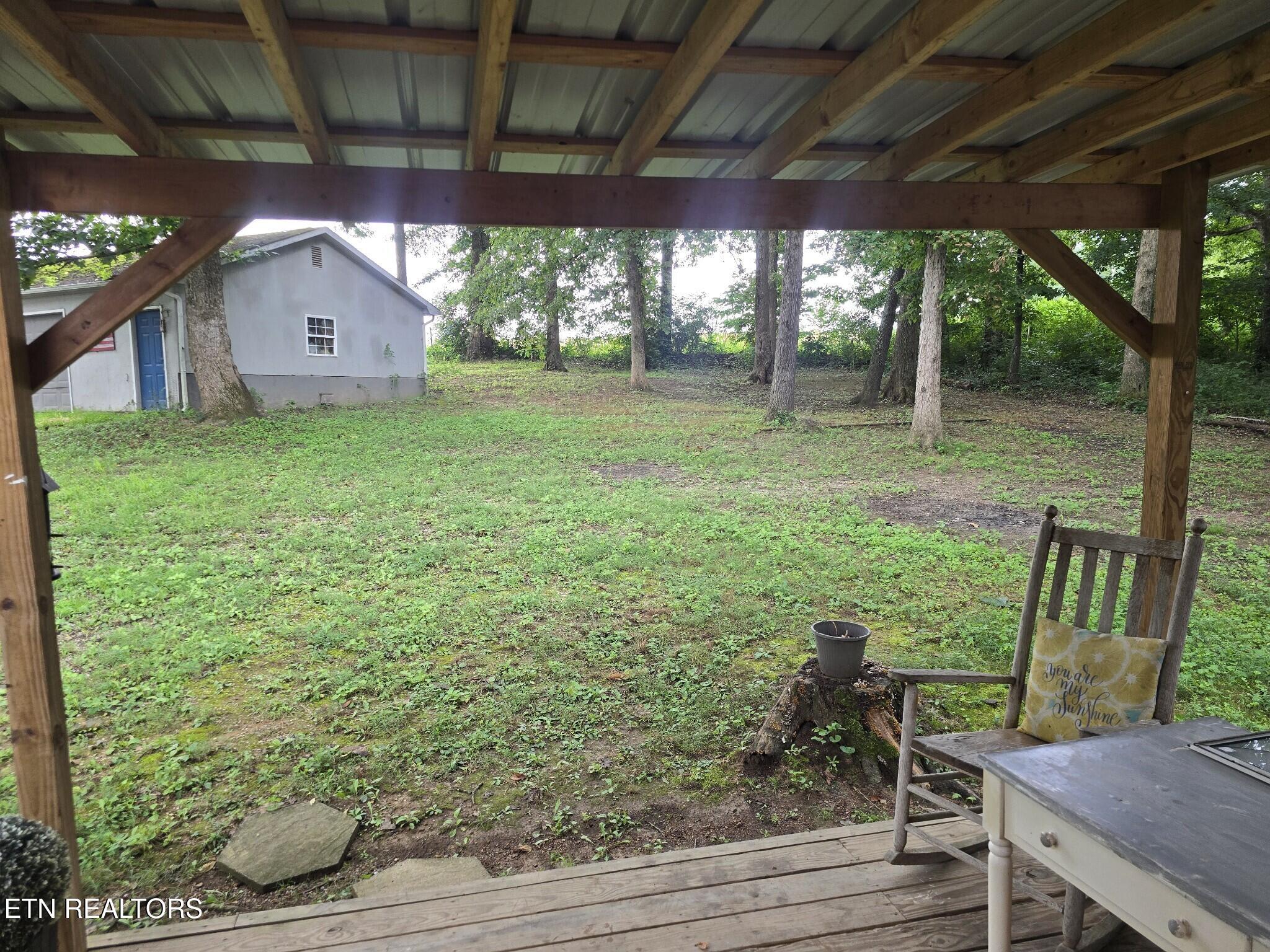 526 Forkners Chapel Rd