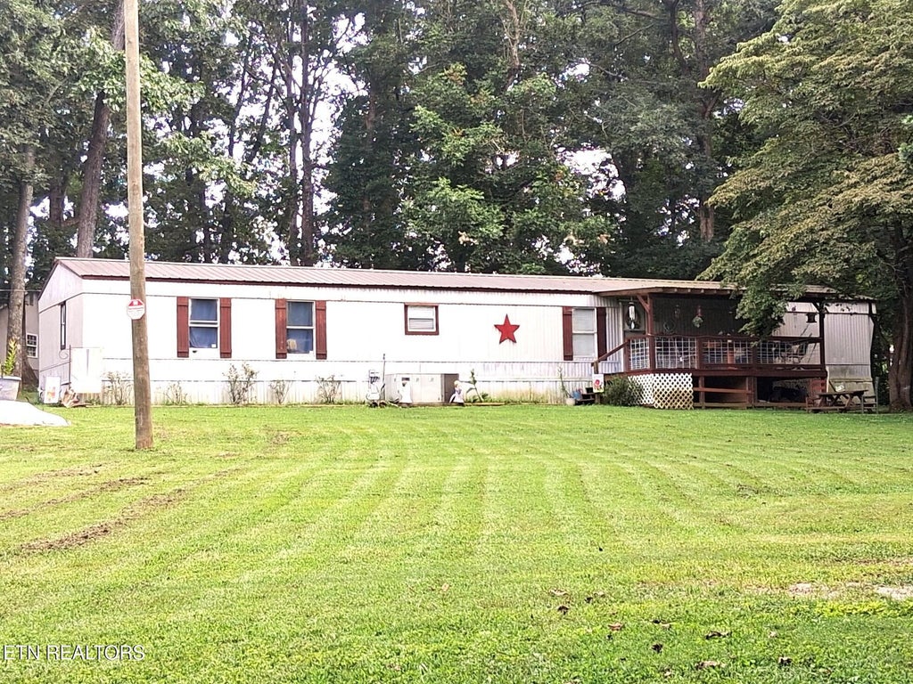 Photo of 526 Forkners Chapel Rd, Sweetwater, TN 37874 (MLS # 1352039)