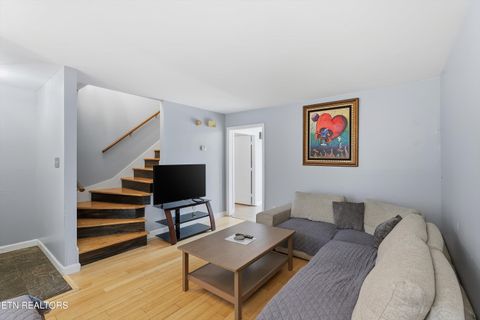 Tiny photo for 4043 Heather Court, Knoxville, TN 37919 (MLS # 1329985)