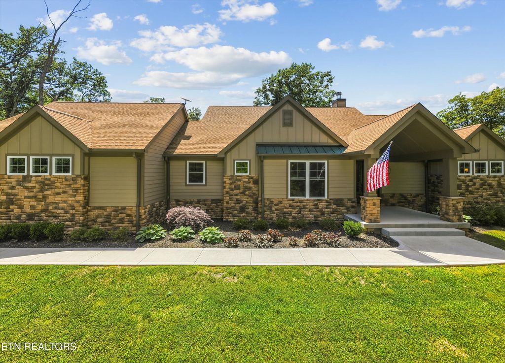Photo of 3661 Russell Brothers Rd, Sharps Chapel, TN 37866 (MLS # 1341325)
