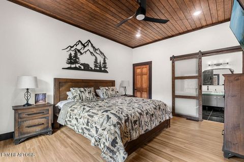 Tiny photo for 1211 Big Oak Court, Gatlinburg, TN 37738 (MLS # 1323108)