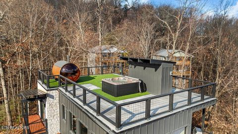 Tiny photo for 1211 Big Oak Court, Gatlinburg, TN 37738 (MLS # 1323108)