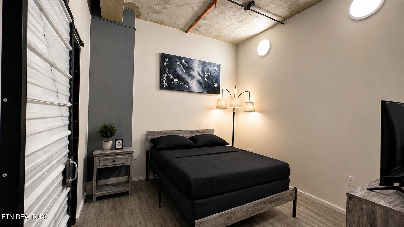 116 S Gay St 607