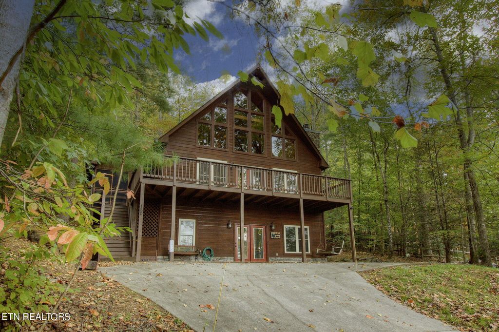 Photo of 120 Fox Chase Dr Drive, Townsend, TN 37882 (MLS # 1279790)