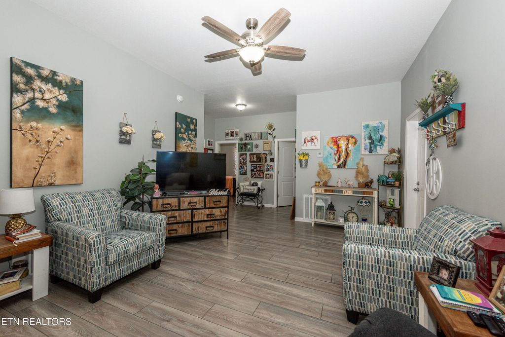 Photo of 4632 Salem Rd, Greenback, TN 37742 (MLS # 1294990)