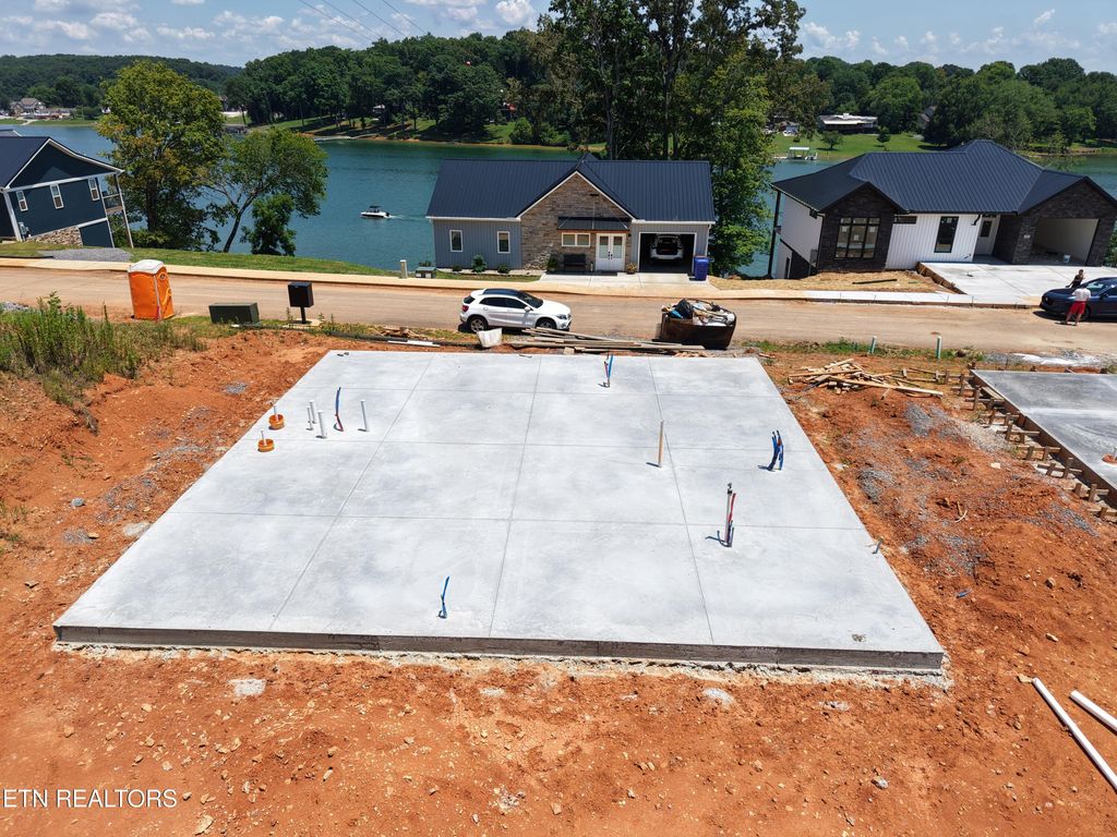 Photo of 182 Lakeshore Bay Drive, Jefferson City, TN 37760 (MLS # 1315486)