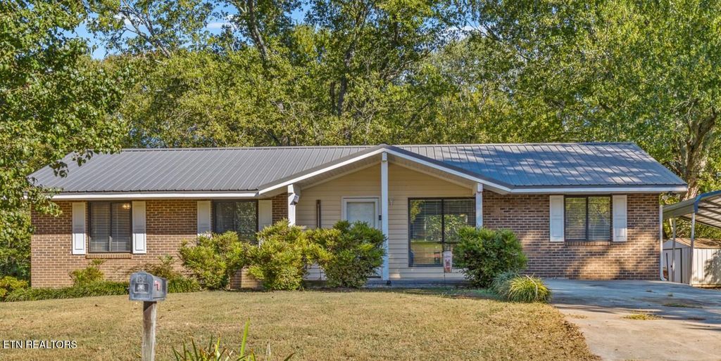 Photo of 131 County Road 510, Englewood, TN 37329 (MLS # 1318869)