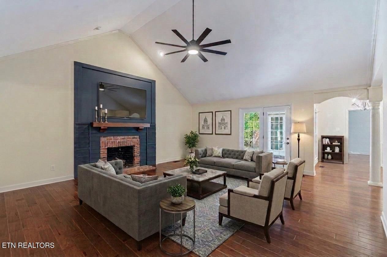 8511 Oxford Drive
