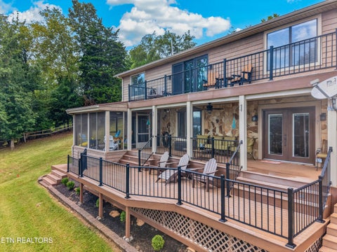 Tiny photo for 468 Trotline Rd, Dandridge, TN 37725 (MLS # 1349150)