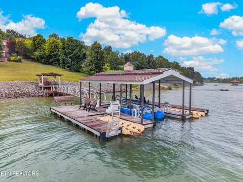 Tiny photo for 468 Trotline Rd, Dandridge, TN 37725 (MLS # 1349150)