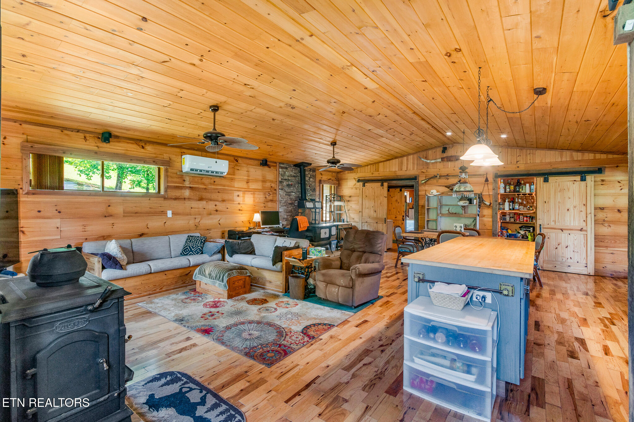 228 Pleasant Hill Rd