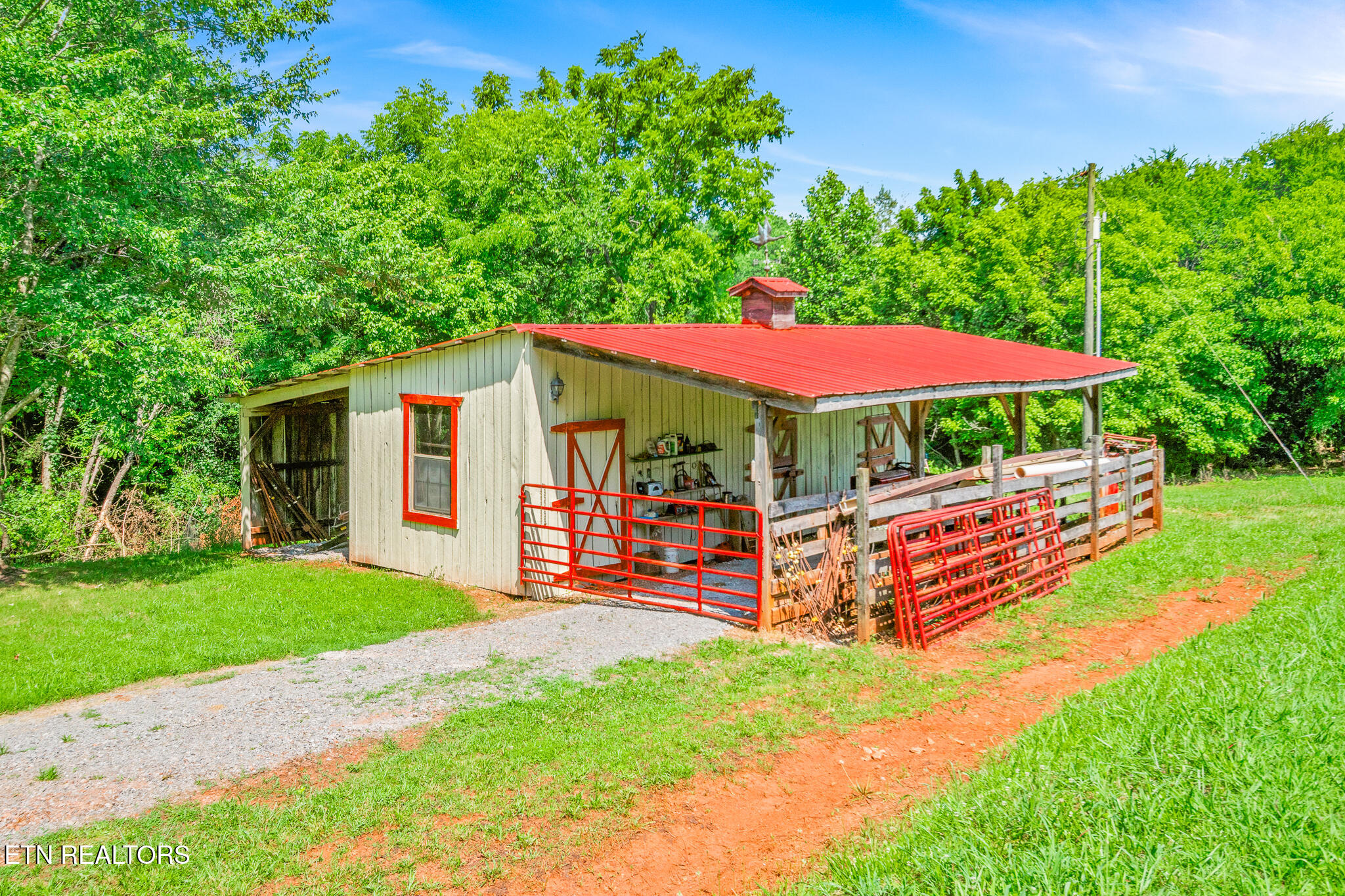 228 Pleasant Hill Rd