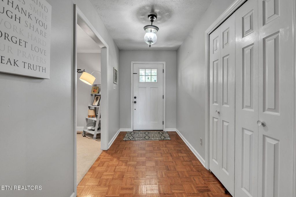 Photo of 3106 Shropshire Blvd, Powell, TN 37849 (MLS # 1311566)