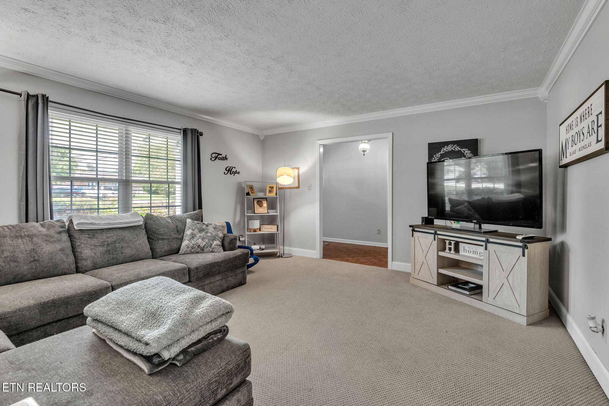 3106 Shropshire Blvd