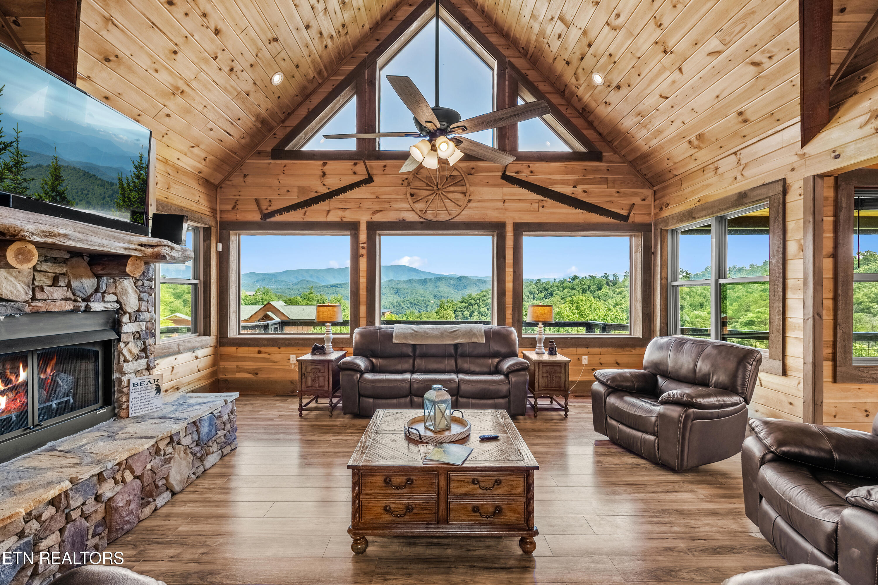 3142 Laughing Pine Lane