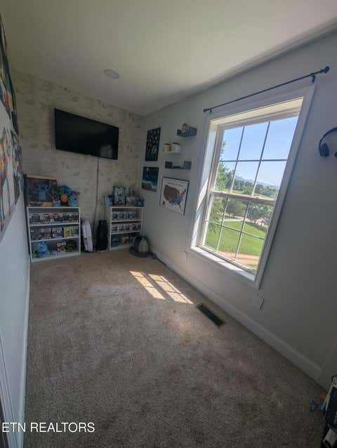 Tiny photo for 207 Brantley Acres Rd, Speedwell, TN 37870 (MLS # 1347178)