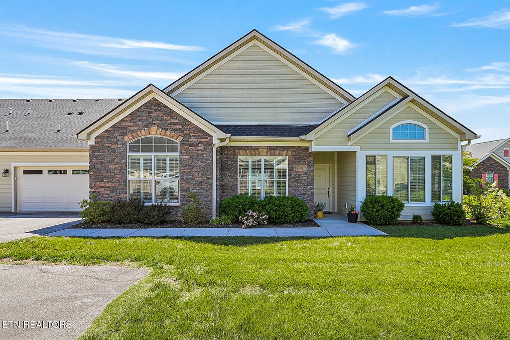 Photo of 4955 Willow Bluff Circle, Knoxville, TN 37914 (MLS # 1340838)