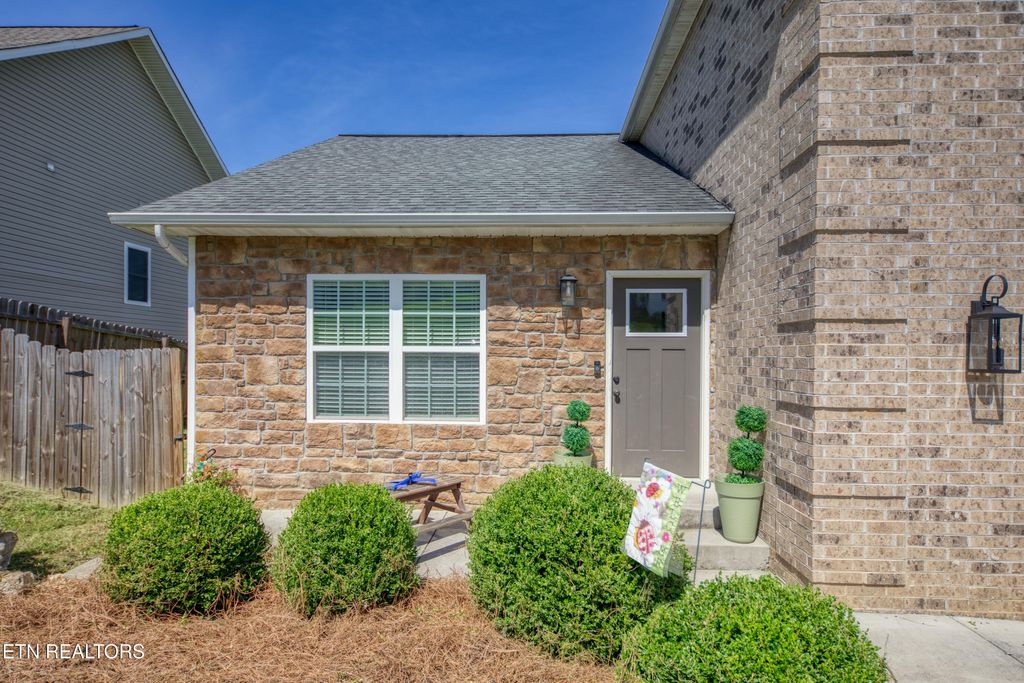 Photo of 3926 Mountain Vista Rd, Knoxville, TN 37931 (MLS # 1349068)