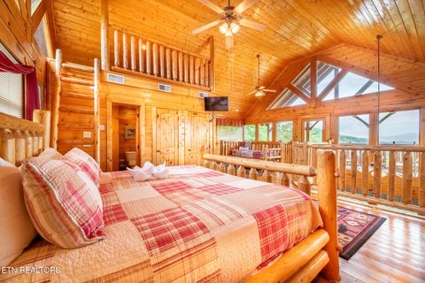 Tiny photo for 907 Black Bear Cub Way, Sevierville, TN 37862 (MLS # 1323083)