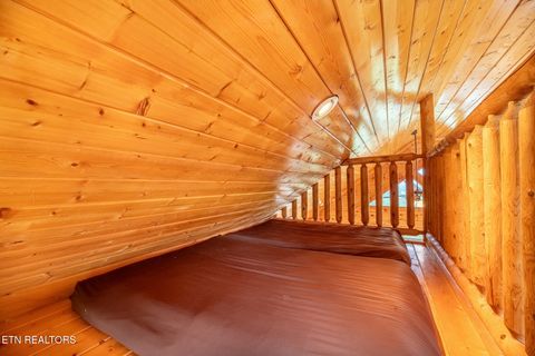 Tiny photo for 907 Black Bear Cub Way, Sevierville, TN 37862 (MLS # 1323083)