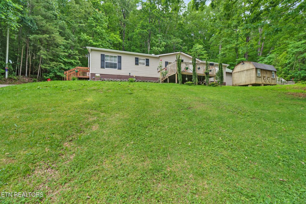 Photo of 119 Sunset View Drive, Kingston, TN 37763 (MLS # 1299641)