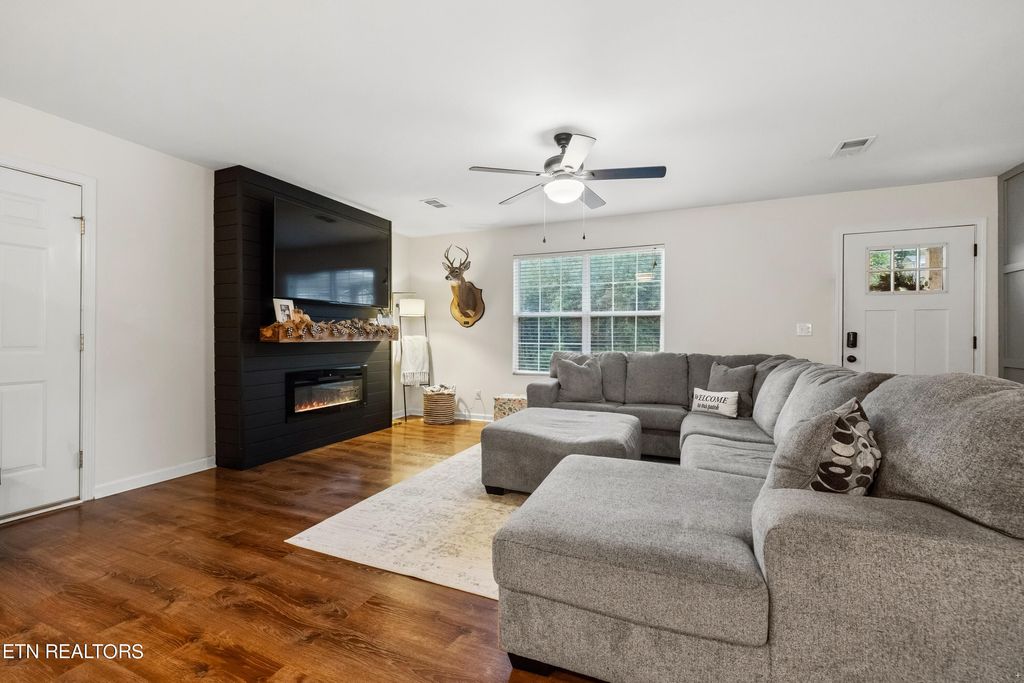 Photo of 148 W Melissa Dawn Lane, Maynardville, TN 37807 (MLS # 1278041)