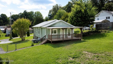Tiny photo for 5600 Wassman Rd, Knoxville, TN 37912 (MLS # 1345938)