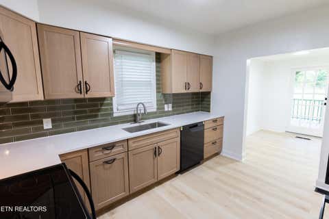 Tiny photo for 5600 Wassman Rd, Knoxville, TN 37912 (MLS # 1345938)