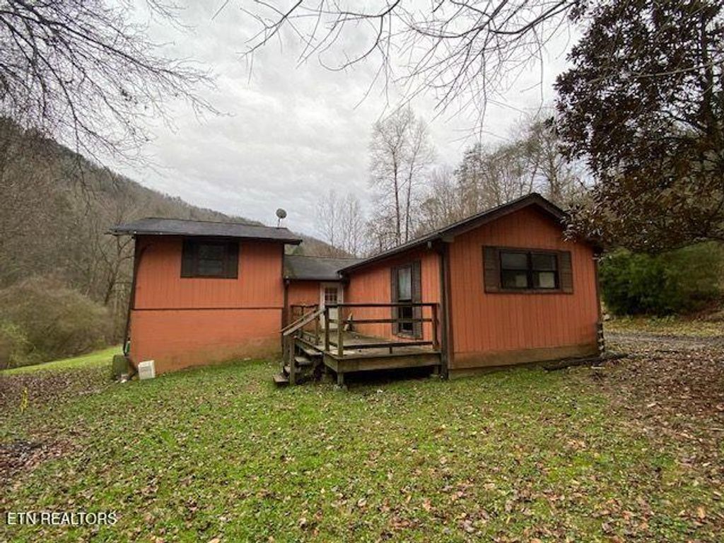 Photo of 984 Frost Bottom Rd, Oliver Springs, TN 37840 (MLS # 1286740)