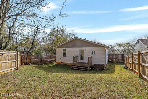 Tiny photo for 3935 Skyline Drive, Knoxville, TN 37914 (MLS # 1320992)