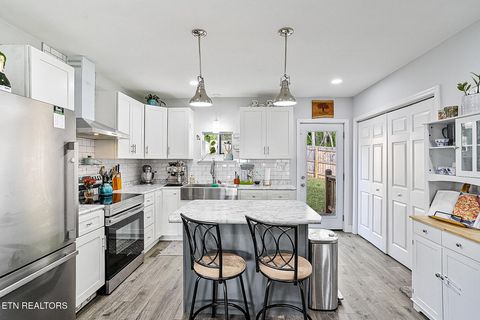 Tiny photo for 3935 Skyline Drive, Knoxville, TN 37914 (MLS # 1320992)