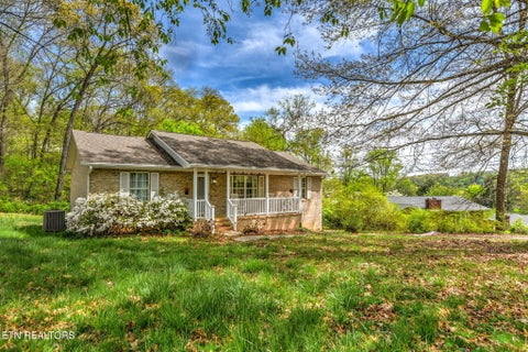 Photo of 5908 Tallent Rd, Knoxville, TN 37912 (MLS # 1350227)