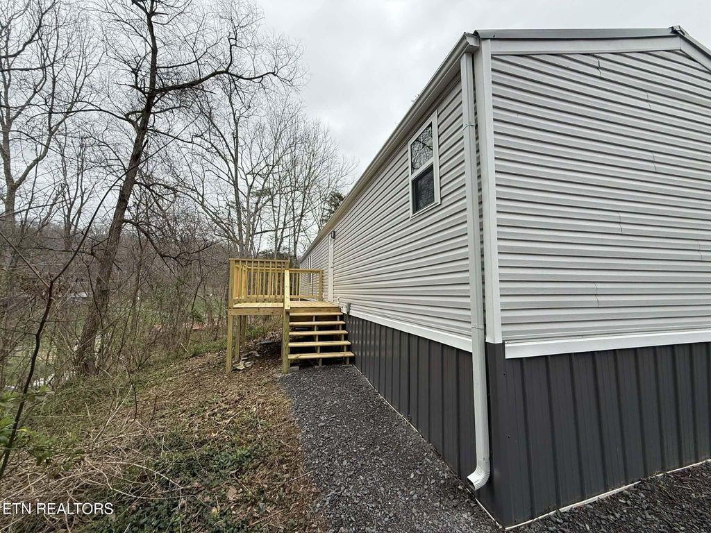 Photo of 190 Warwick Lane, Maynardville, TN 37807 (MLS # 1337115)