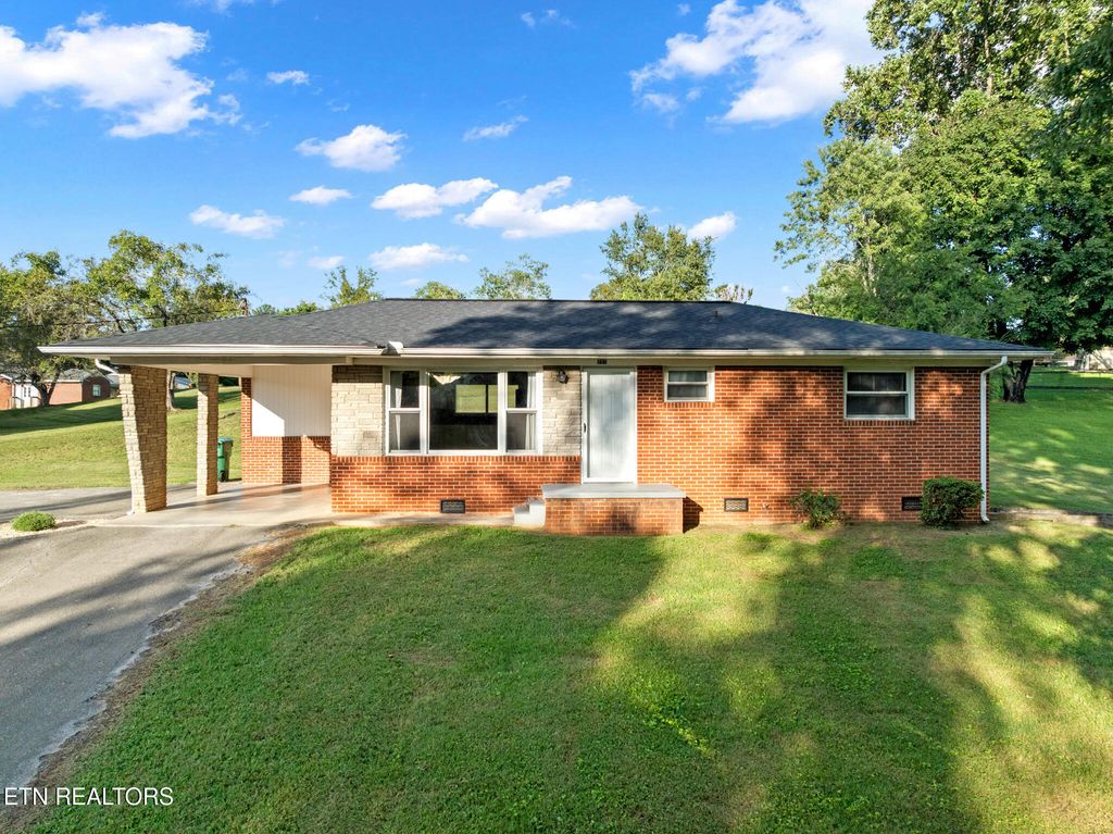 Photo of 727 Spoone Circle, Morristown, TN 37814 (MLS # 1314562)
