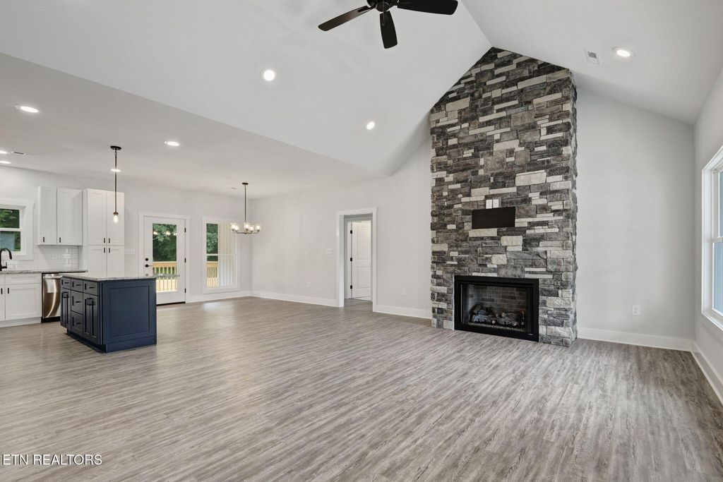 Photo of 766 Hillvale Rd, Andersonville, TN 37705 (MLS # 1336624)