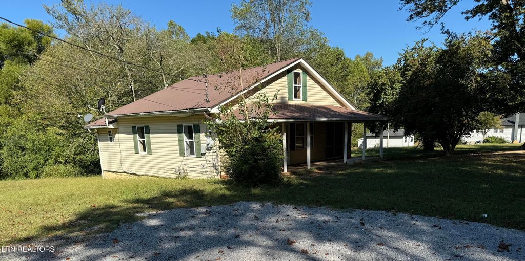Photo of 440 Liberty Rd, Wartburg, TN 37887 (MLS # 1308709)