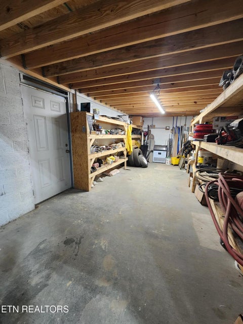Tiny photo for 501 Walden Ave, Harriman, TN 37748 (MLS # 1357576)