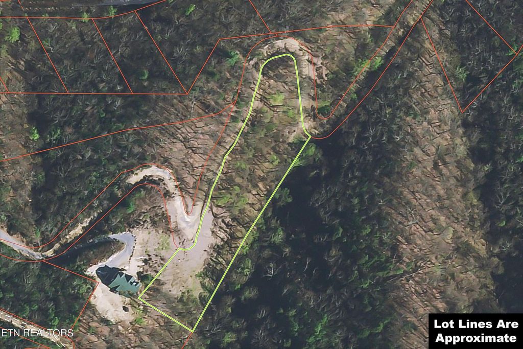 Photo of 67 Balsam Slopes Rd, Sevierville, TN 37862 (MLS # 1247692)