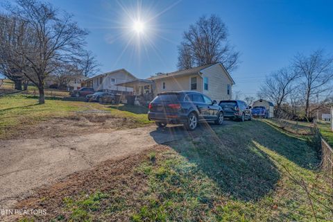Tiny photo for 2315 Chillicothe St, Knoxville, TN 37921 (MLS # 1327151)