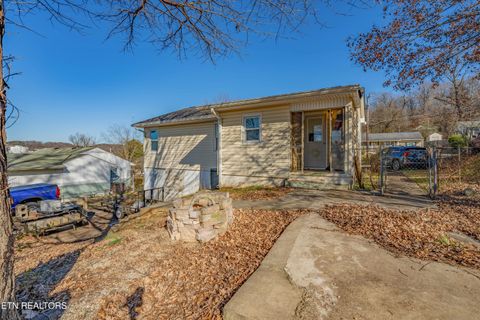 Tiny photo for 2315 Chillicothe St, Knoxville, TN 37921 (MLS # 1327151)