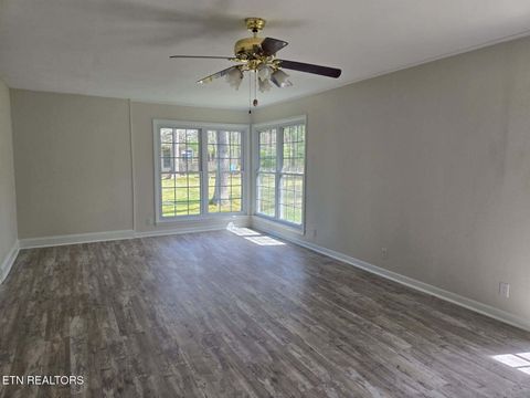 Tiny photo for 124 Lakeshire Drive, Crossville, TN 38558 (MLS # 1335665)