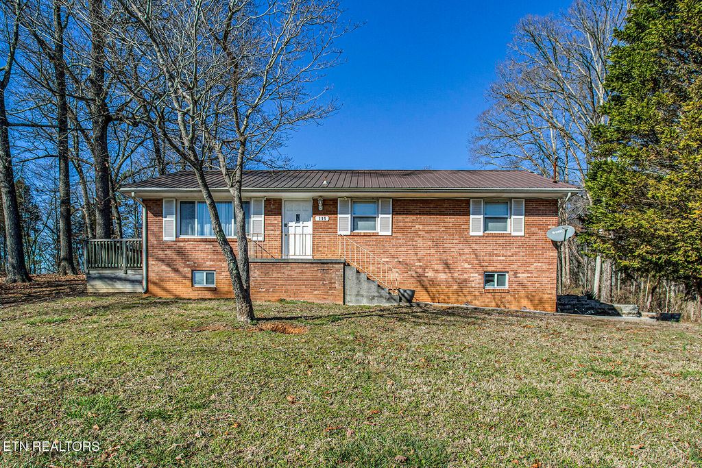 Photo of 105 Port Madison Drive, Loudon, TN 37774 (MLS # 1331709)