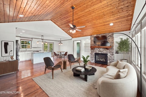 Tiny photo for 372 County Road 105, Athens, TN 37303 (MLS # 1355574)