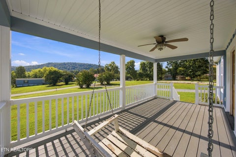 Tiny photo for 372 County Road 105, Athens, TN 37303 (MLS # 1355574)